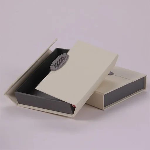1706862074.clamshell-box.webp