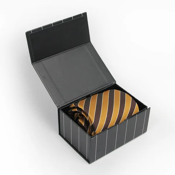 custom-handkerchief-packaging-boxes