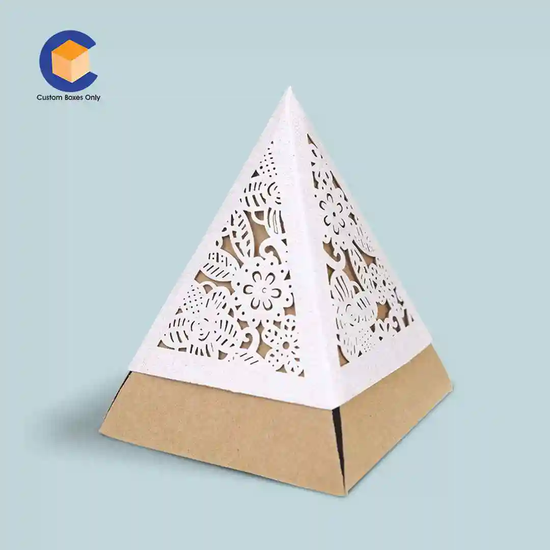 custom-pyramid-boxes